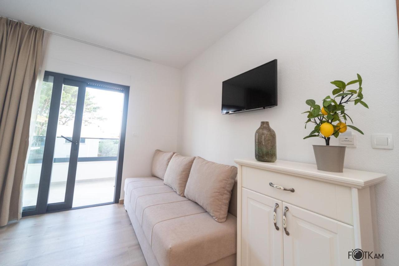 Libar Studio Apartments Baška Voda المظهر الخارجي الصورة