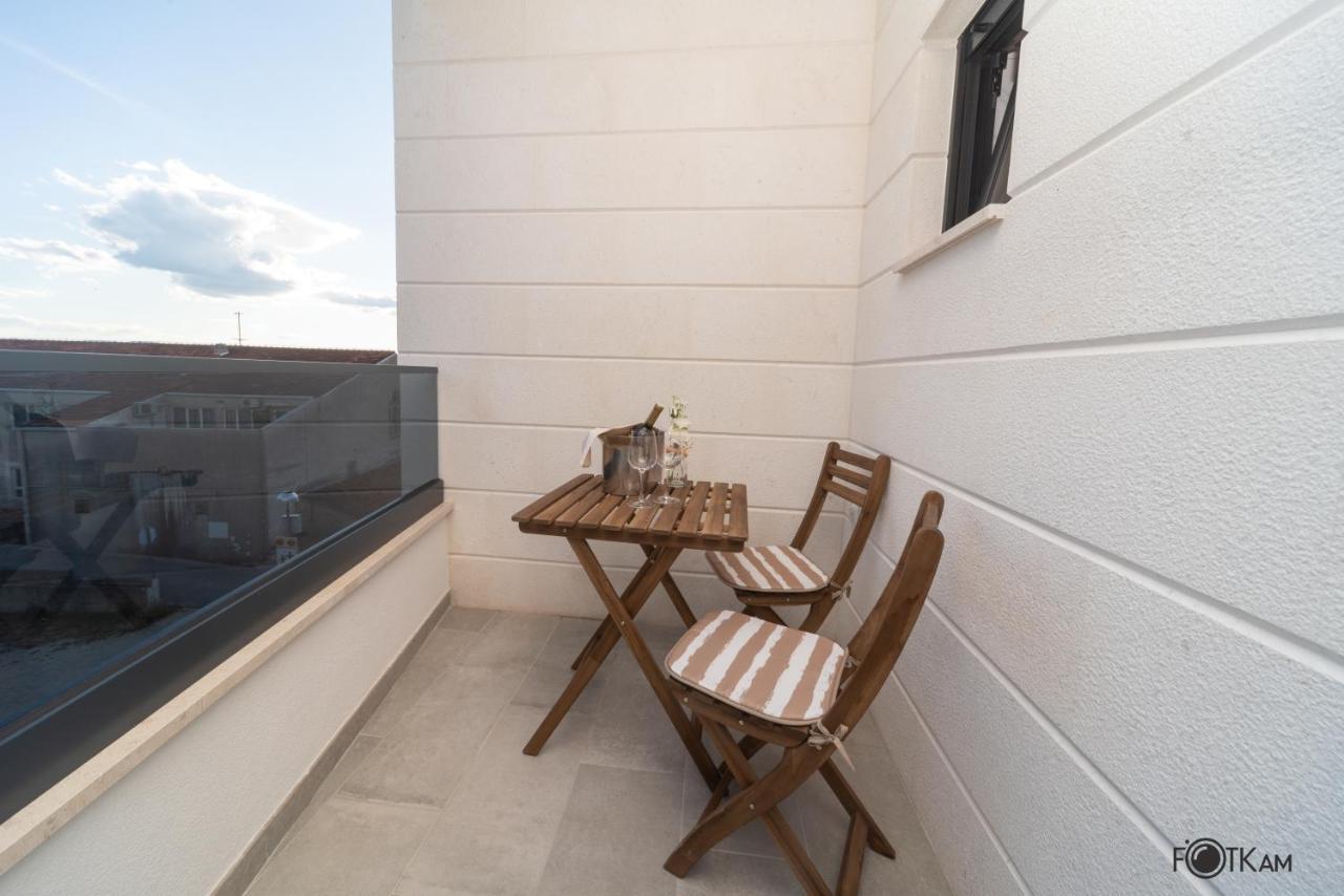 Libar Studio Apartments Baška Voda المظهر الخارجي الصورة