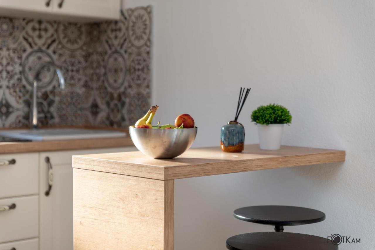 Libar Studio Apartments Baška Voda المظهر الخارجي الصورة