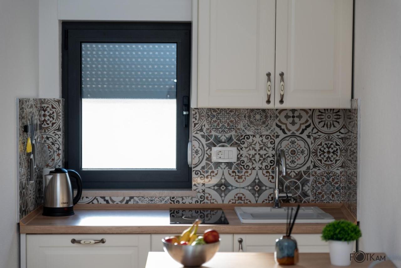 Libar Studio Apartments Baška Voda المظهر الخارجي الصورة